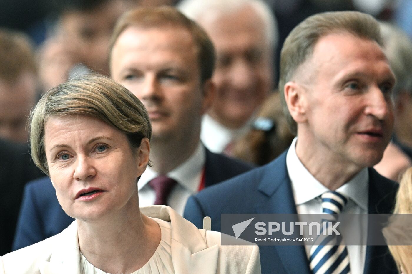 SPIEF-2023. Guests ahead of the plenary session