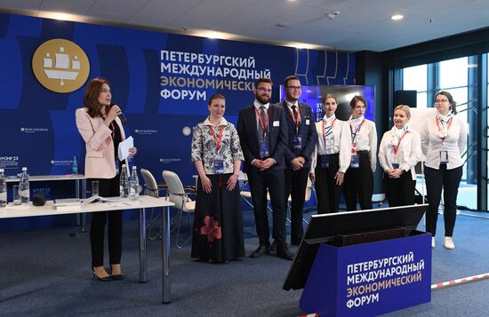 SPIEF-2023. Student Tournament on International Negotiations with a Foreign Partner. Awards ceremony