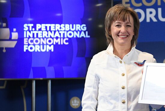 SPIEF-2023. Student Tournament on International Negotiations with a Foreign Partner. Awards ceremony