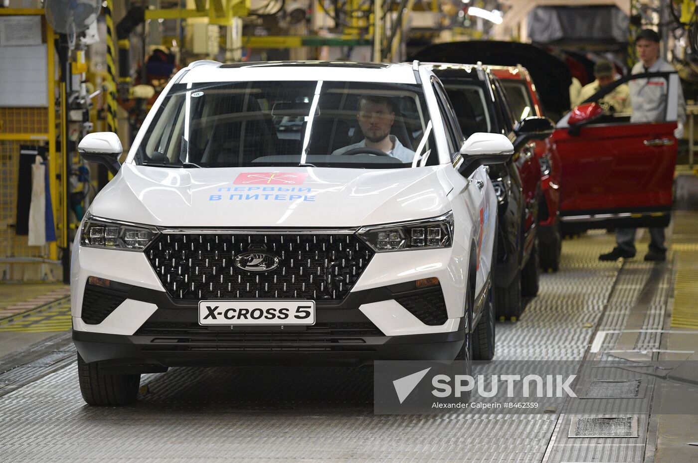 SPIEF-2023. Ceremony to launch the first LADA X-Cross 5