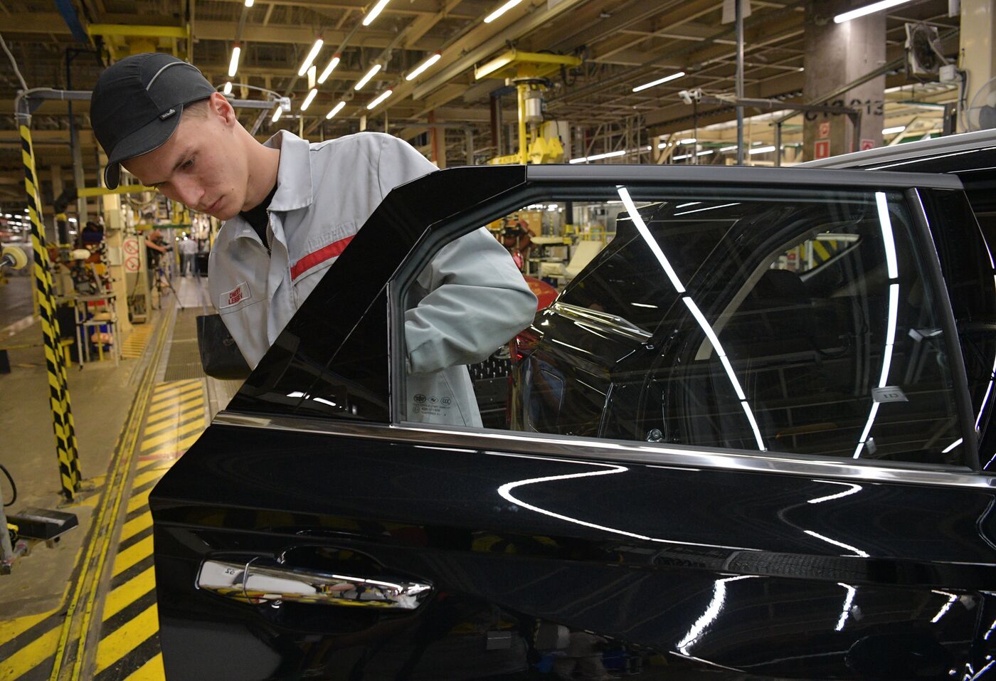 SPIEF-2023. Ceremony to launch the first LADA X-Cross 5