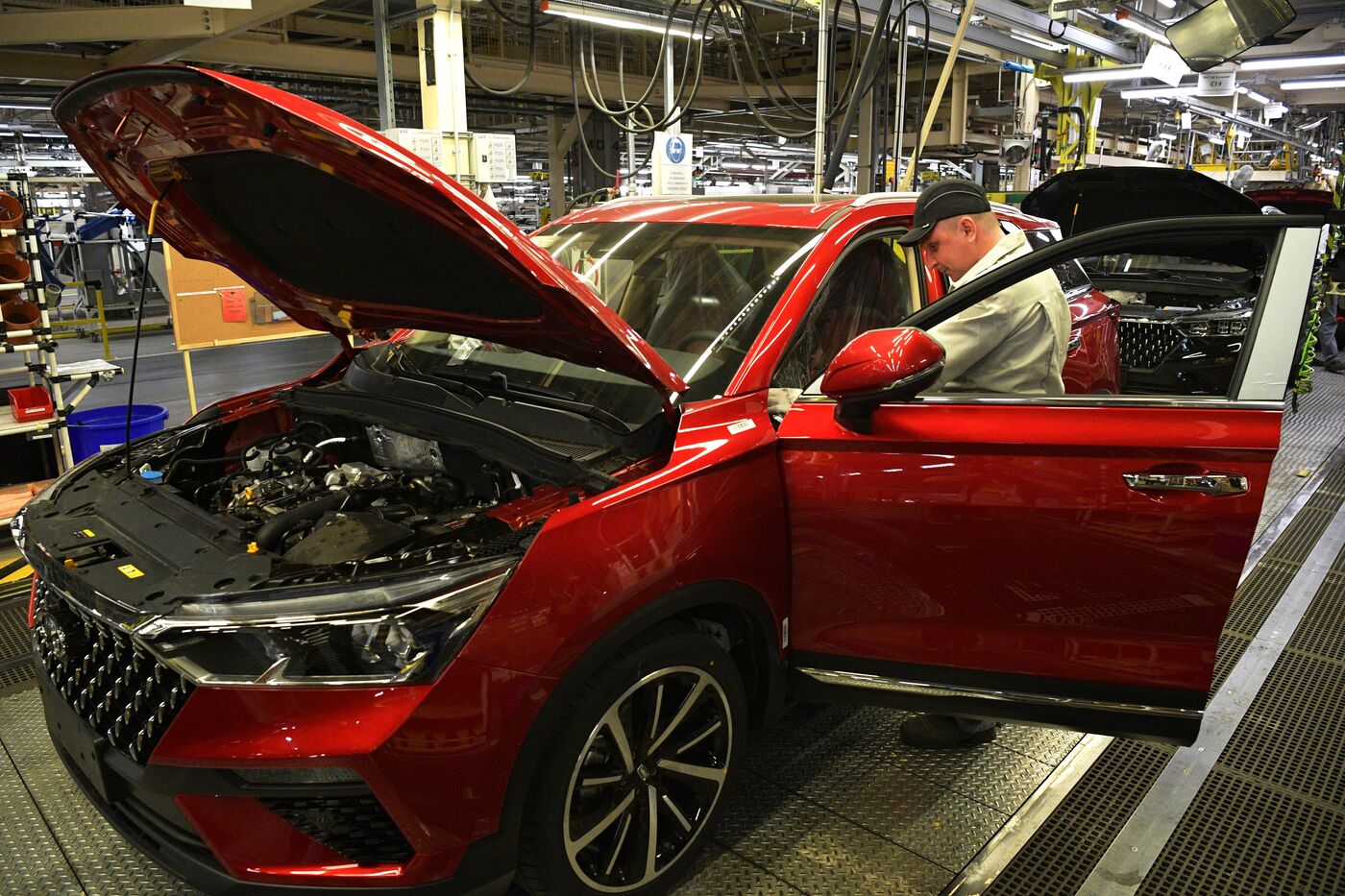 SPIEF-2023. Ceremony to launch the first LADA X-Cross 5