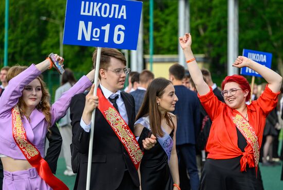 Russia School Graduation
