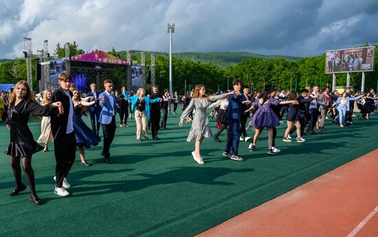 Russia School Graduation