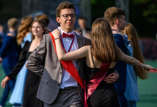 Russia School Graduation