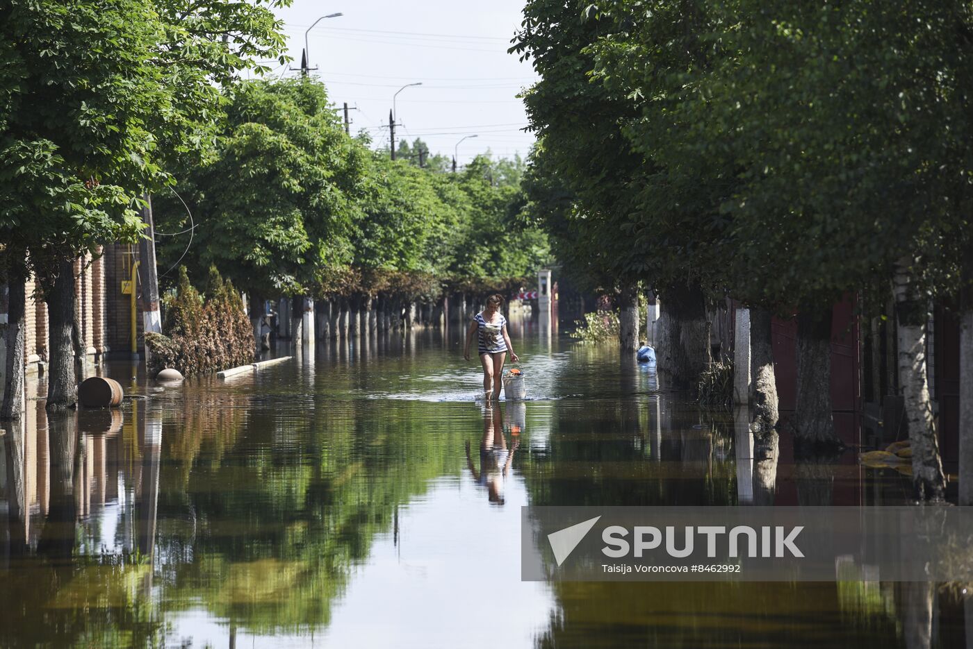 Russia Ukraine Kakhovka HPP Destruction Daily Life