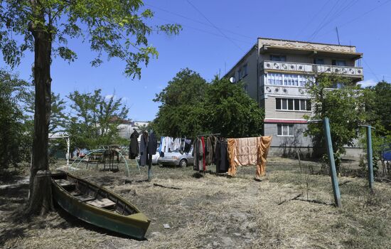 Russia Ukraine Kakhovka HPP Destruction Daily Life