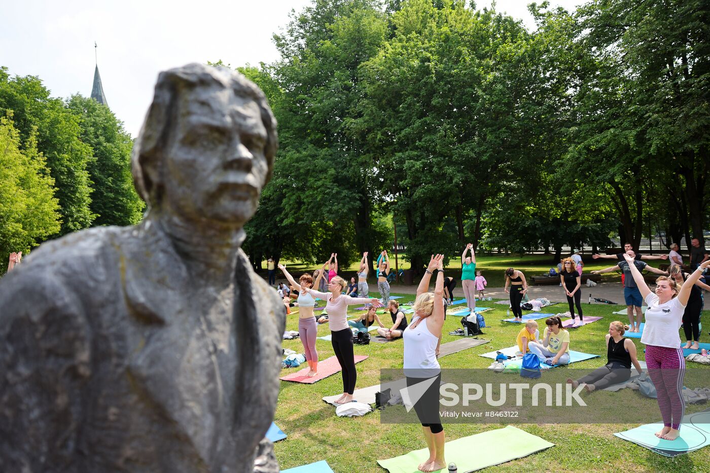 Russia Yoga Marathon