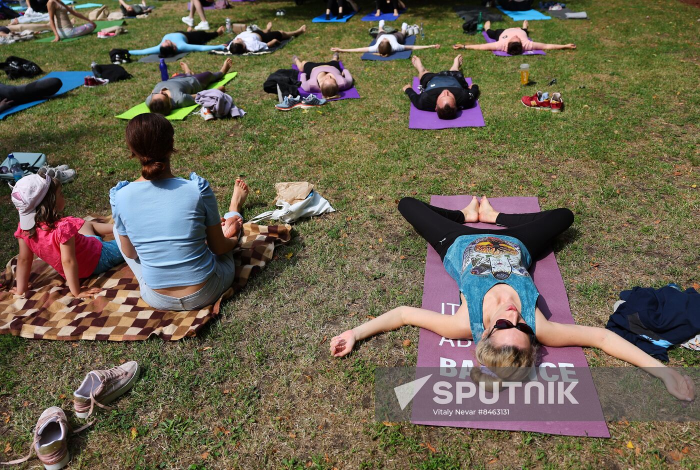 Russia Yoga Marathon