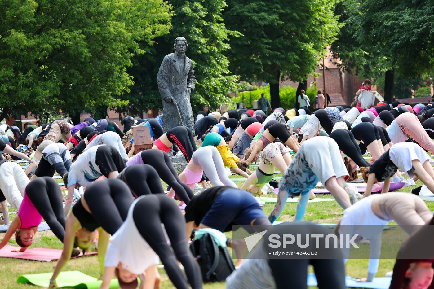 Russia Yoga Marathon