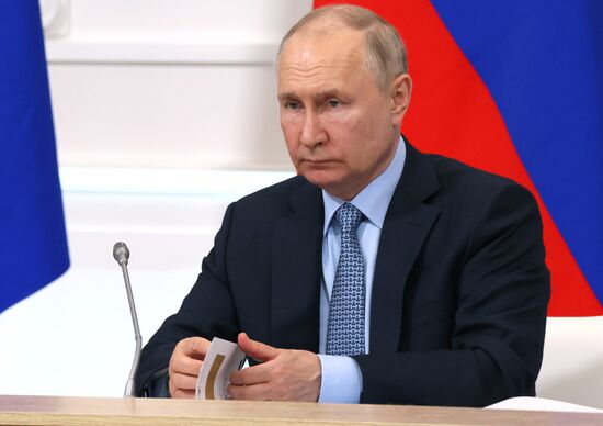 Russia Putin Inland Water Transport Development