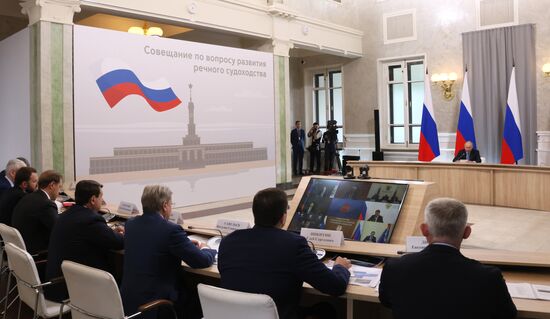 Russia Putin Inland Water Transport Development