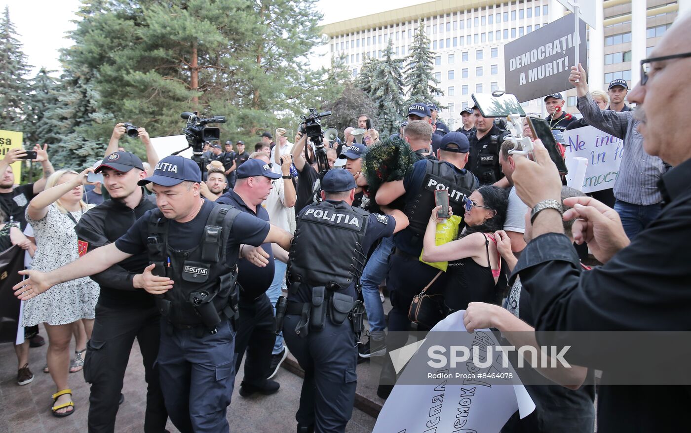 Moldova Protests