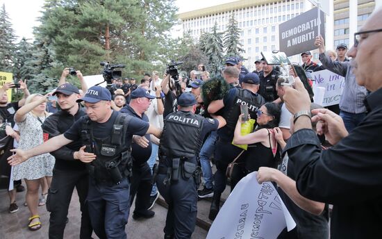 Moldova Protests