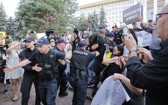Moldova Protests