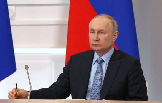 Russia Putin Inland Water Transport Development