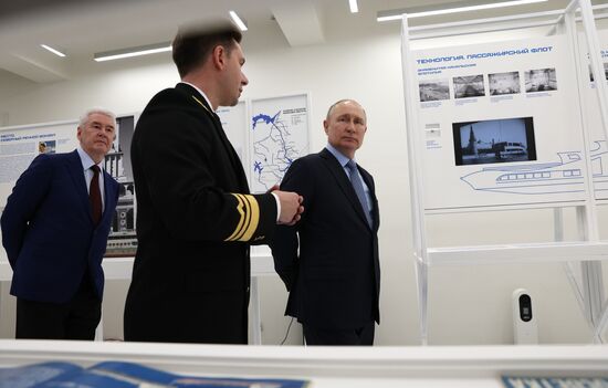 Russia Putin Inland Water Transport Development