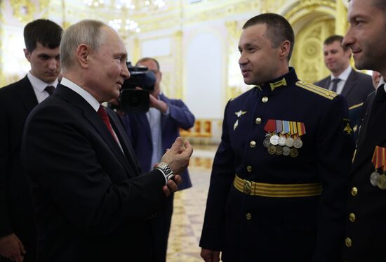 Russia Putin Higher Military Schools Graduates