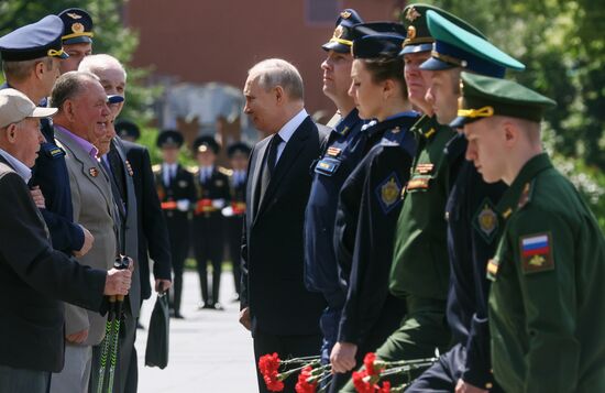 Russia Putin WWII Victims Remembrance Day Wreath Laying