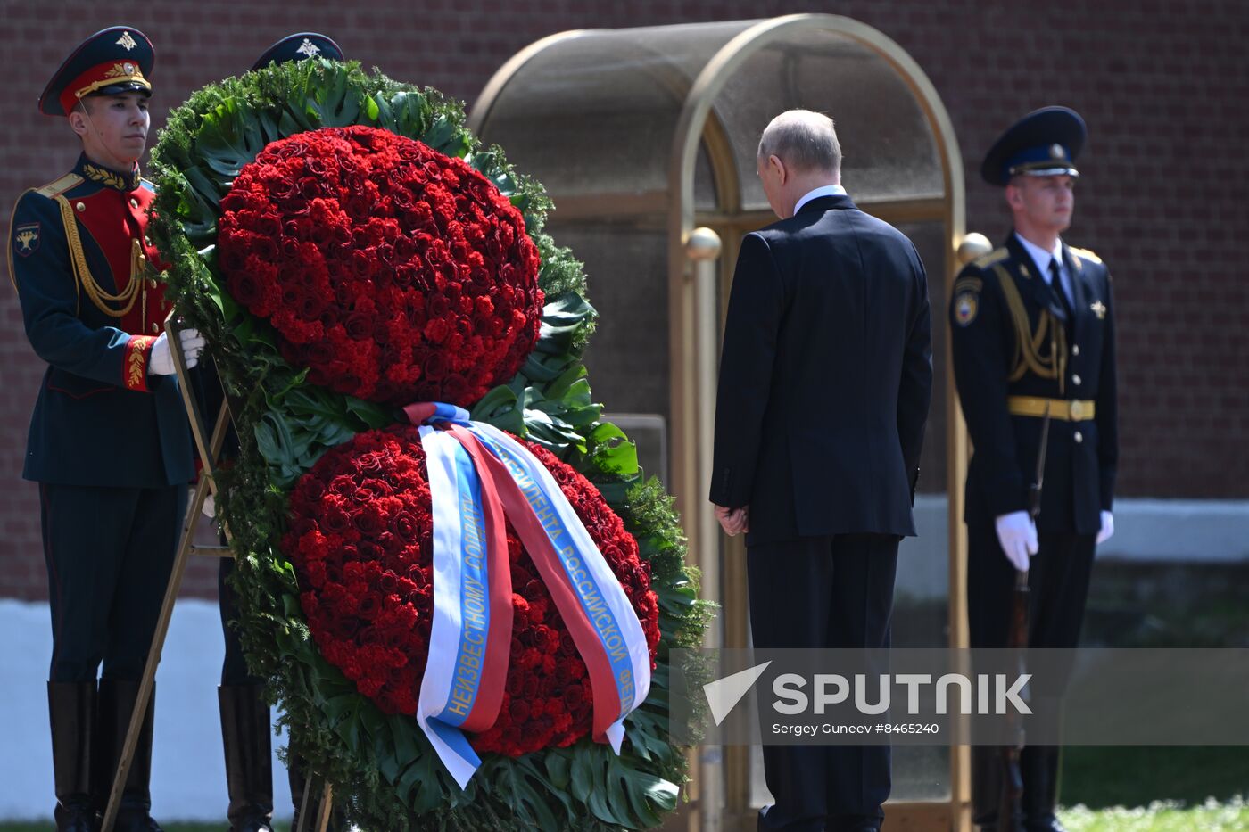 Russia Putin WWII Victims Remembrance Day Wreath Laying