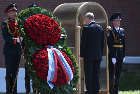 Russia Putin WWII Victims Remembrance Day Wreath Laying
