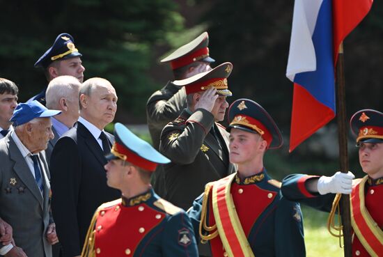 Russia Putin WWII Victims Remembrance Day Wreath Laying