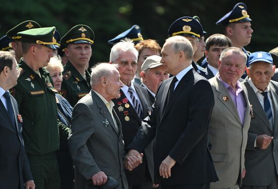 Russia Putin WWII Victims Remembrance Day Wreath Laying
