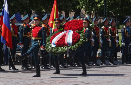 Russia Putin WWII Victims Remembrance Day Wreath Laying