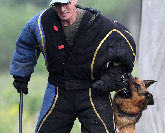 Russia Dog Handlers Competition