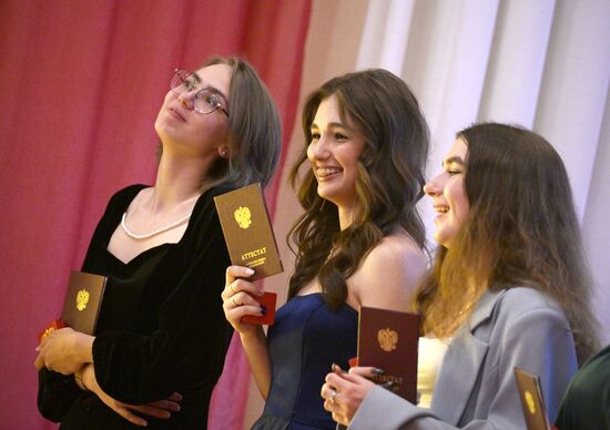 Russia School Graduation