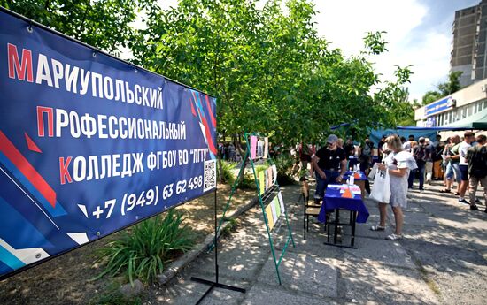 Russia DPR Job Fair
