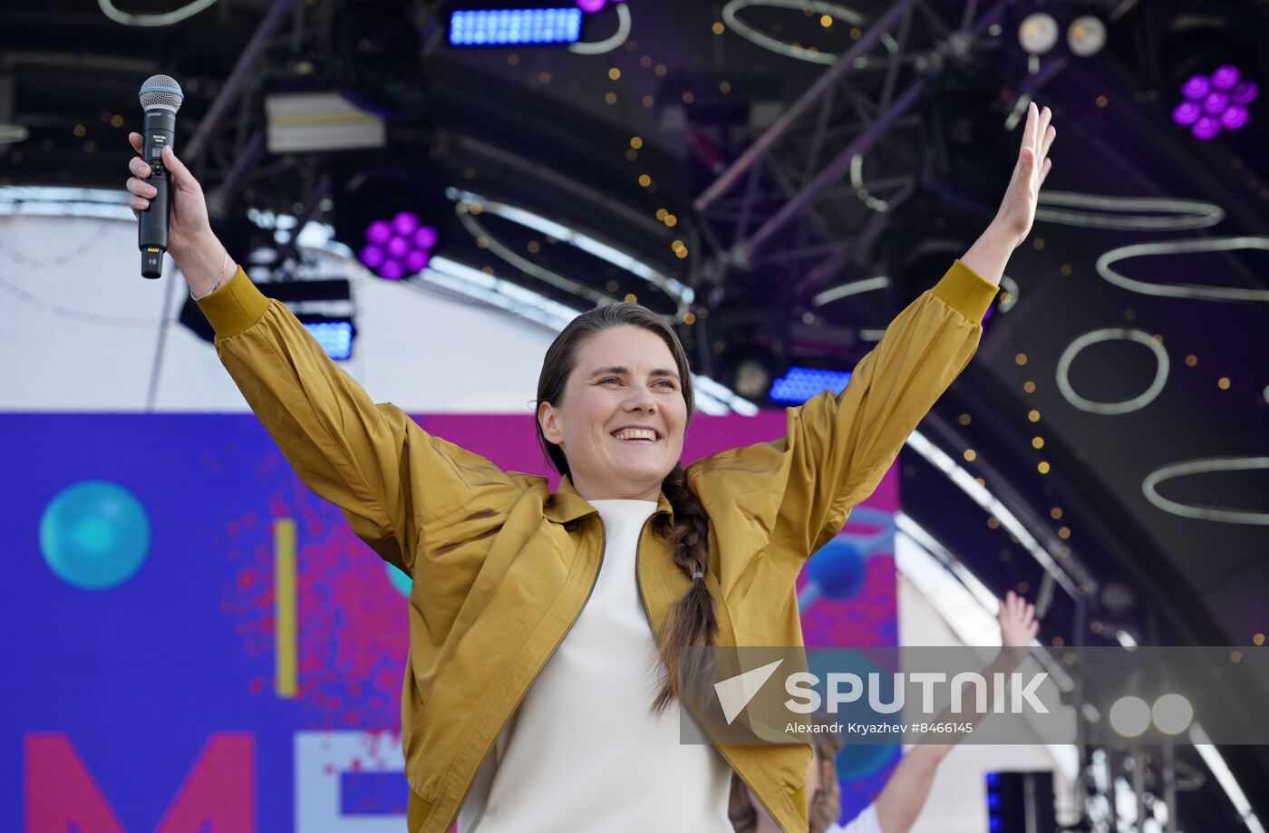 Russia Regions School Graduation