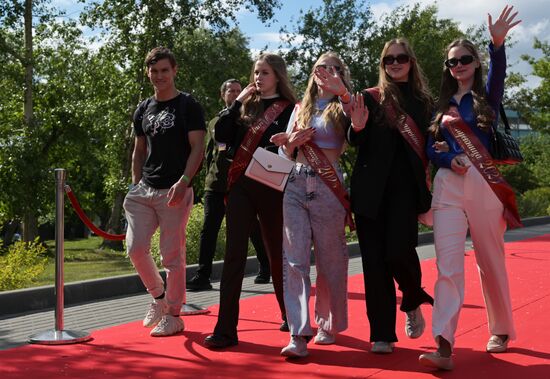 Russia Regions School Graduation