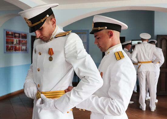 Russia Regions Graduation