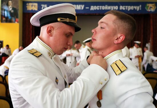 Russia Regions Graduation