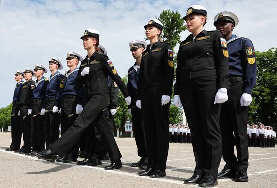 Russia Regions Graduation