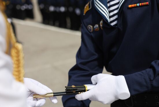 Russia Regions Graduation