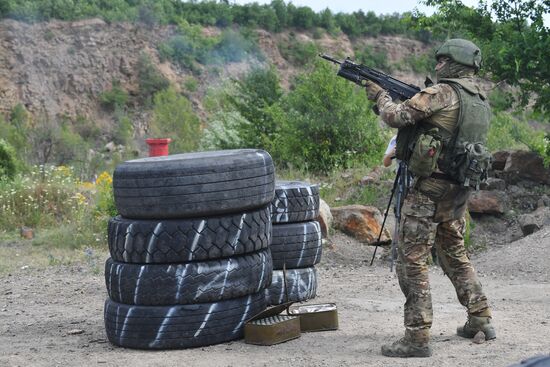 Russia Ukraine Military Operation Scouts Training