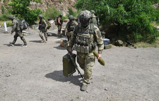Russia Ukraine Military Operation Scouts Training
