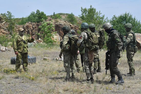Russia Ukraine Military Operation Scouts Training