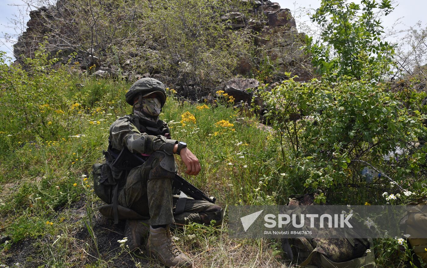 Russia Ukraine Military Operation Scouts Training