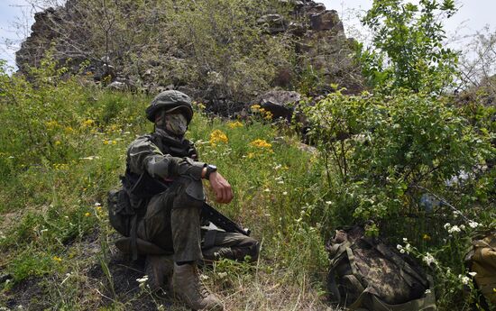 Russia Ukraine Military Operation Scouts Training