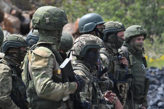 Russia Ukraine Military Operation Scouts Training