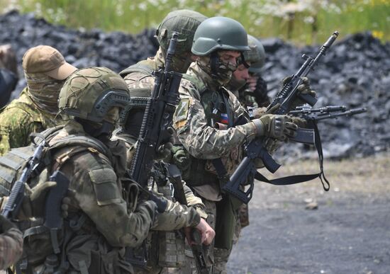 Russia Ukraine Military Operation Scouts Training