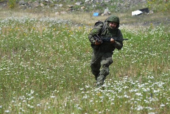 Russia Ukraine Military Operation Scouts Training