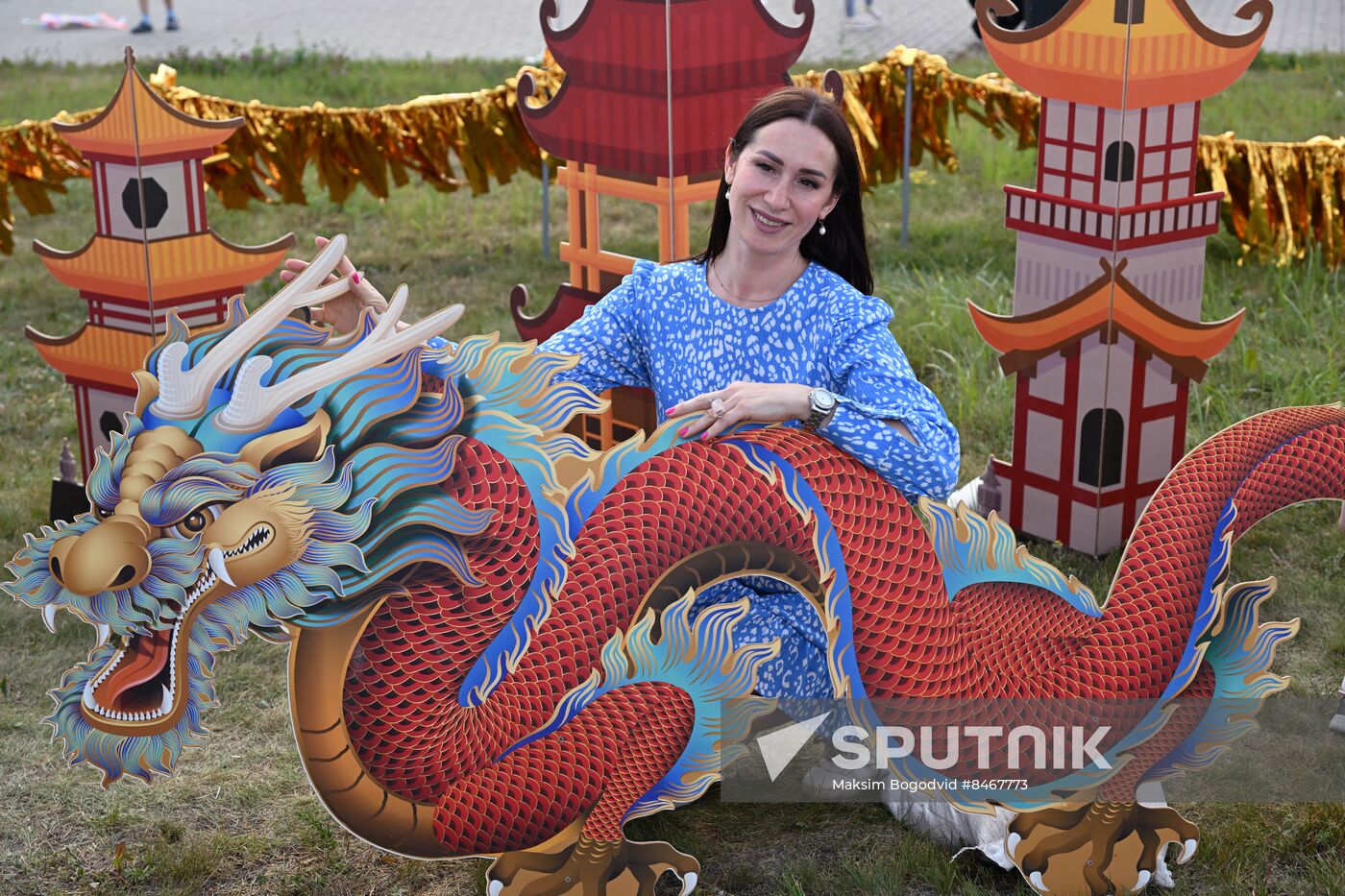 Russian China Dragon Boat Festival