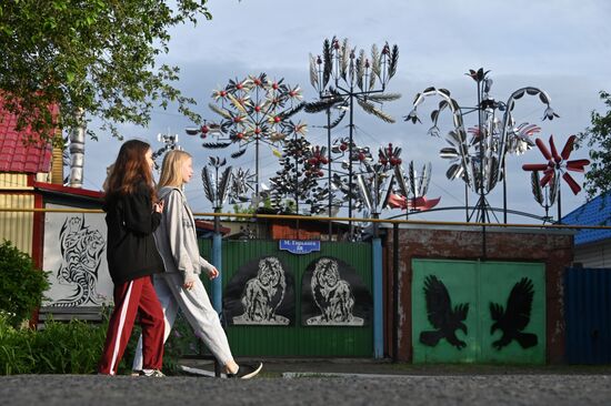 Russia Art Kinetic Sculptures