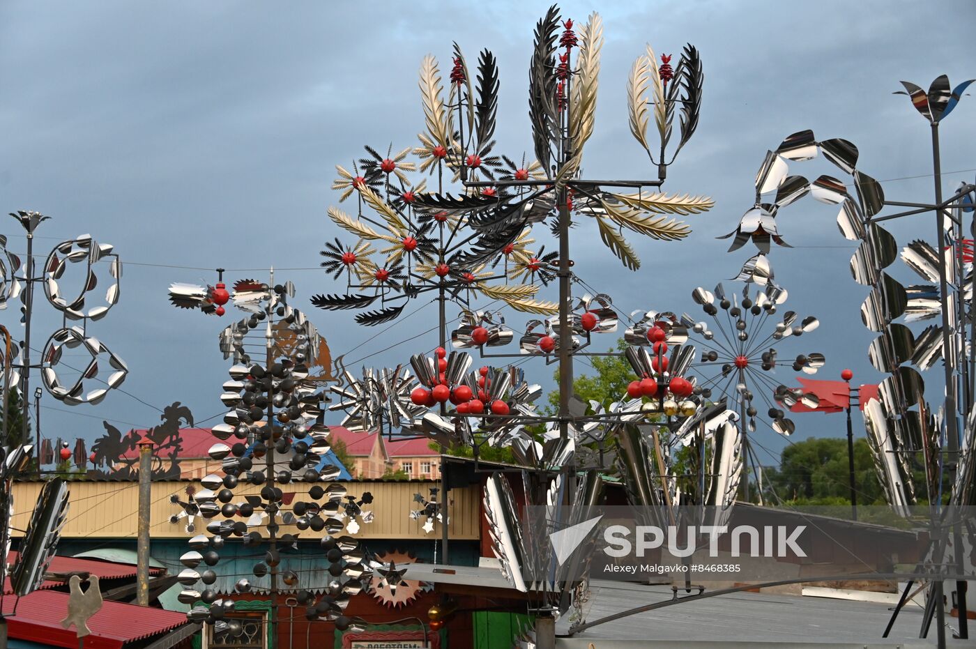 Russia Art Kinetic Sculptures