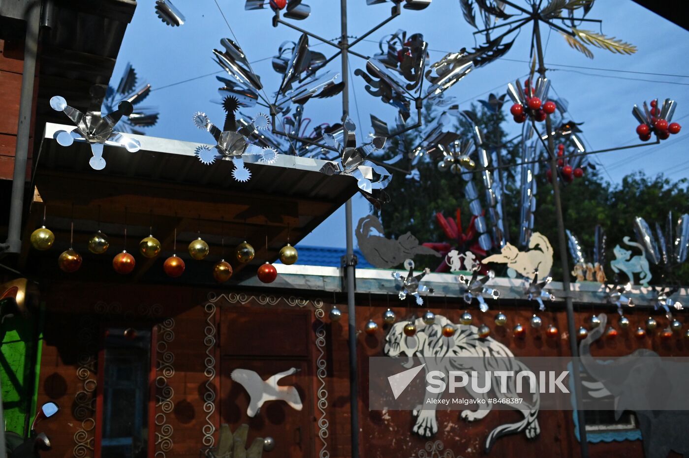 Russia Art Kinetic Sculptures