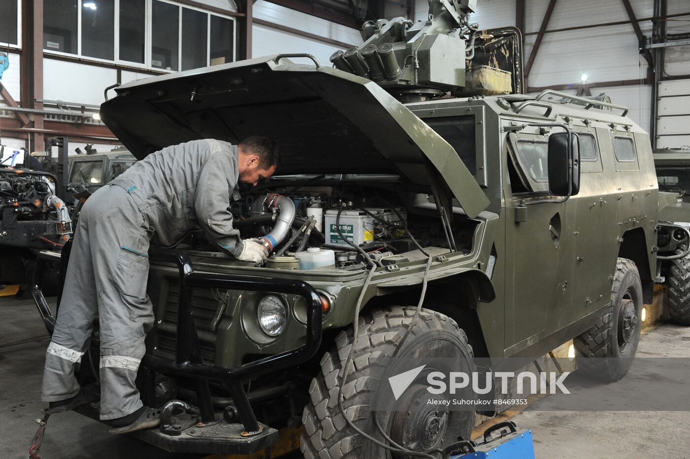 Russia Ukraine Military Operation Equipment Repair